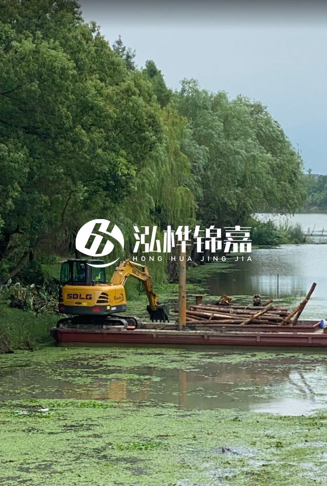 咸寧挖機(jī)打木樁專業(yè)施工-農(nóng)村建房打樁選松木樁好嗎？